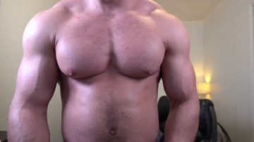 Hotmuscles6t9  13-10-2021